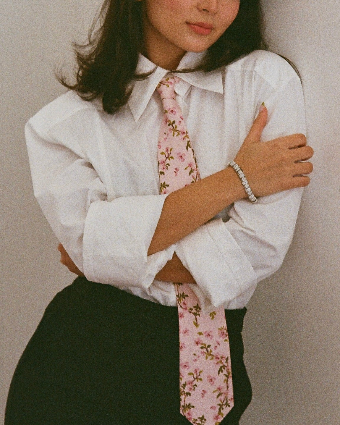 NORA NECK-TIE